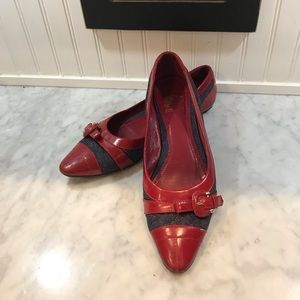 BURBERRY FLATS